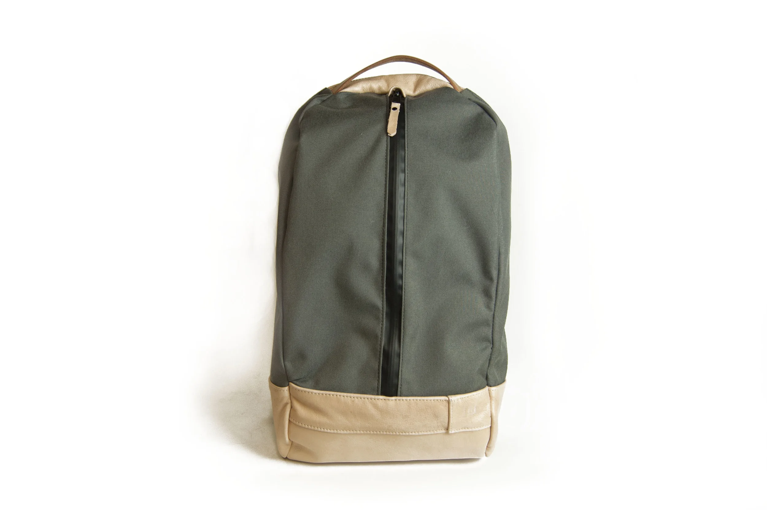 Central Daypack: Minimal Design, Maximum Features — 1.61